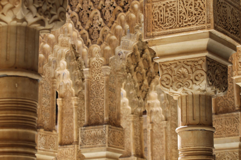 From Málaga: Sunset Alhambra Tour with Tickets Sunset Alhambra Tour from Málaga without Nasrid Palaces