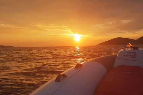 Visite d&#039;une jounée en bateau privé à Hvar et BračVisite privée d&#039;une journée en bateau rapide à Hvar et Brač au départ de Split