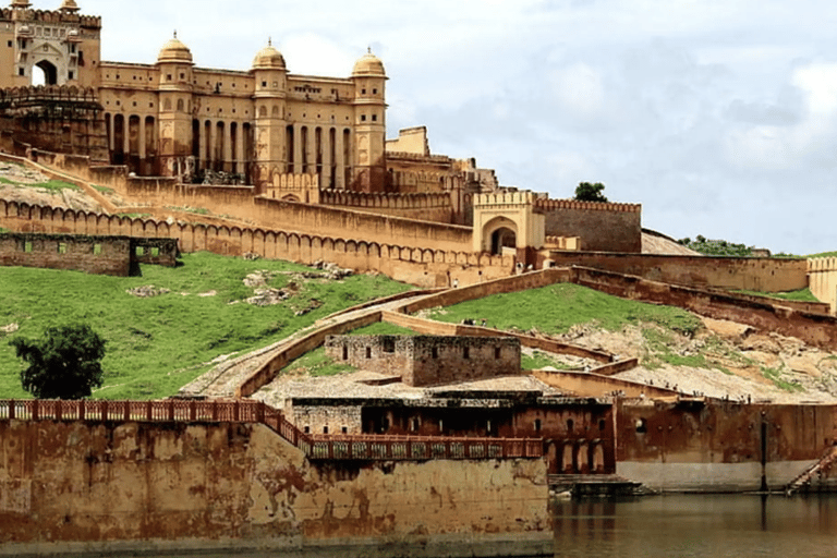 18 Days Golden Triangle Tour with Rajasthan (Private Car) Tour Without Hotel Accommodation