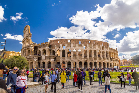 Colosseum Exterior Tour with Roman Forum & Palatine Entry