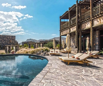 Muscat: Private Transfer to/from Jabel Akhdar & Alila Resort