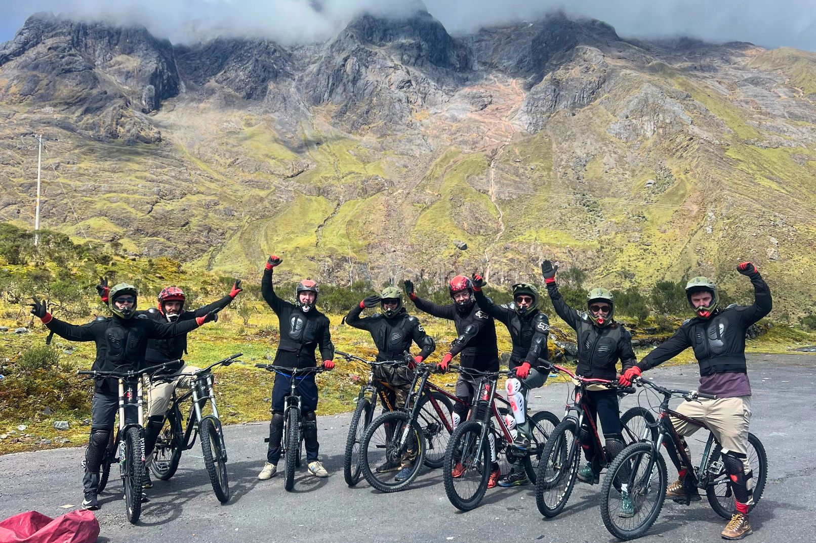 4-tägige Inka-Dschungelwanderung: Radfahren, Rafting & Machu Picchu