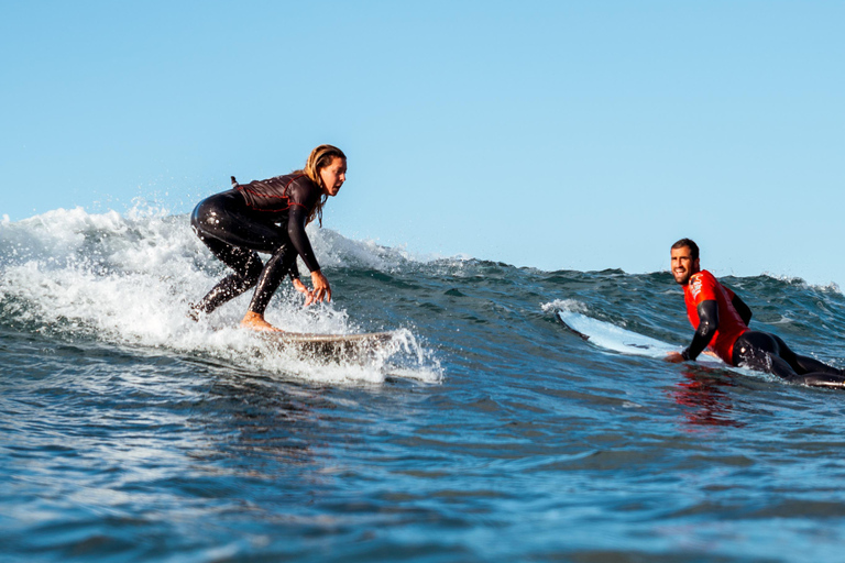 Lanzarote: Beginner's surfing lesson at Famara beach Package of 3 beginner surfing lessons (2 hours each)