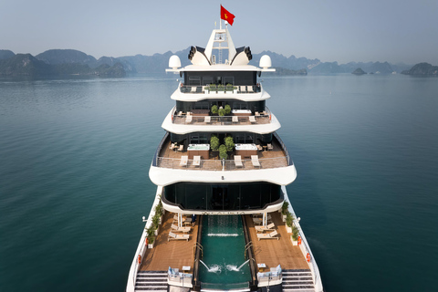 Ha Long 6★ Kreuzfahrt: 2-tägige Tour zur Titop-Insel und zur Sung Sot-Höhle