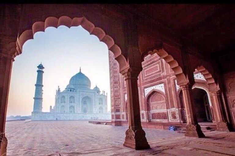 Excursión al Taj Mahal en el mismo día desde DelhiExcursión de un día desde Delhi Mehtab Bag Baby Taj Itmad-ud-daula