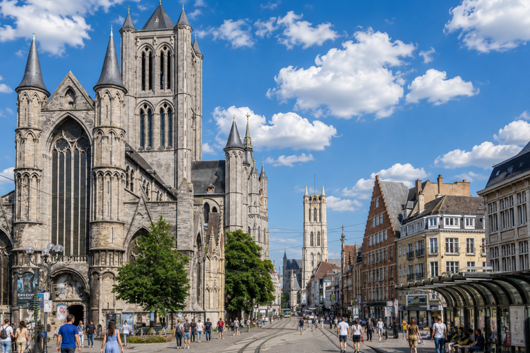 Ghent on Foot: Castle Walls, Canals & Medieval Quays 2-hour Ghent Walking Tour