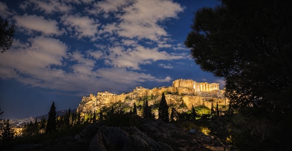 Athens: Private Night Tour with a Licensed Guide