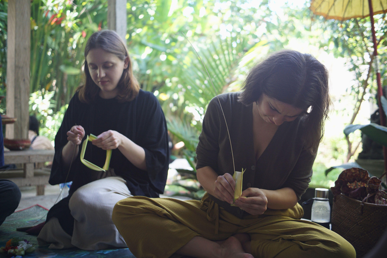 Balinese Offering Making, Meditation & Purification in Ubud