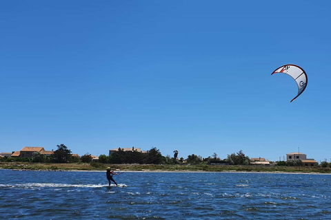 Montpellier: Kitesurfing Lesson with Equipment