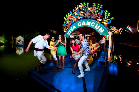 Entrée du parc nocturne de Xoximilco