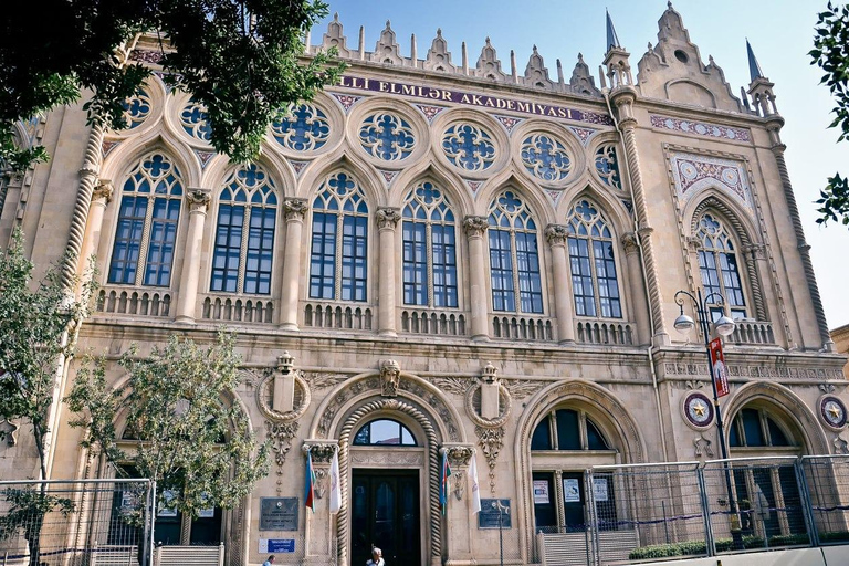 Baku: Tour guidato della città moderna e anticaBaku moderna e città vecchia