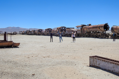 Uyuni: 1-Day Salt Flats, Giant Cacti & Sunset Adventure SPANISH TOUR