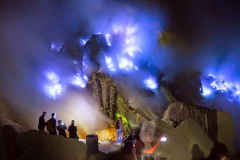 Von Bali aus: Eine private Kawah Ijen Tour, um das blaue Feuer zu sehen