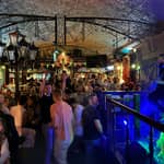 Berlino: giro dei pub e festa con shot gratuiti e accesso VIP al club