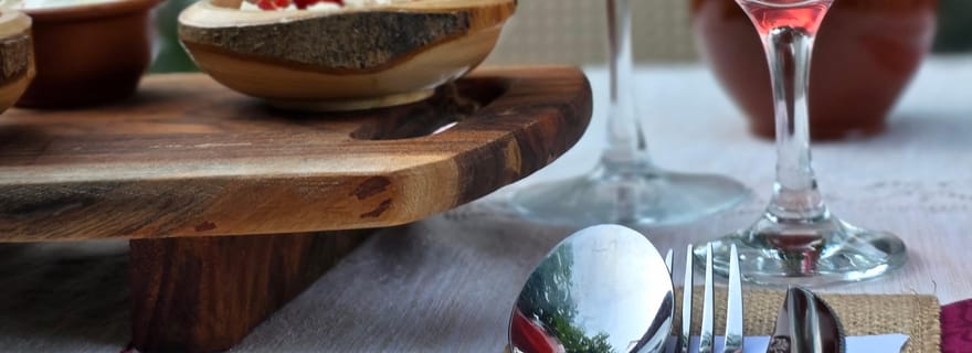 Visite culinaire traditionnelle, dîner dans un jardin local (mangez comme les locaux)