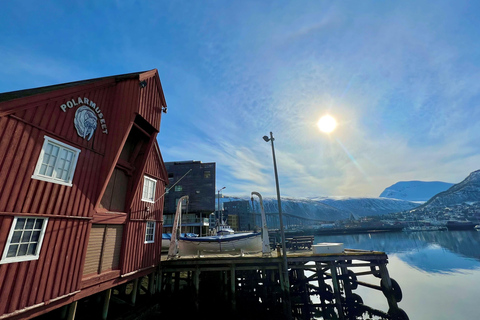 Tromsø: Discover the City & Polar Museum! Free entry! Tromsø: Guided tour of the city, including the Polar Museum!