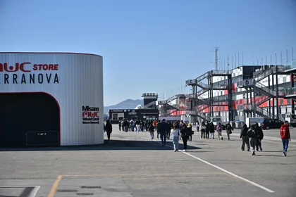Misano: Offizielle Führung über die Misano World Circuit Misano: Offizielle Führung über die Misano World Circuit