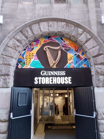 Tour por la Casa Guinness con entrada a la Guinness Storehouse