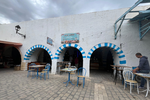 Nabeul: Guided visit of Neapolis and Tunisian lunch (all-in) Nabeul: Guided visit of Neapolis, the museum, and a Tunisian lunch (all-inclusive)