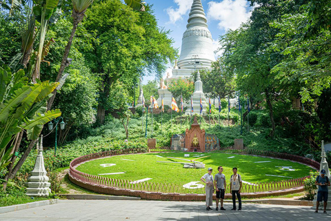 Phnom Penh: 4 hours Evening City Highlight & Sunset Cruise Vespa Option + English Guide