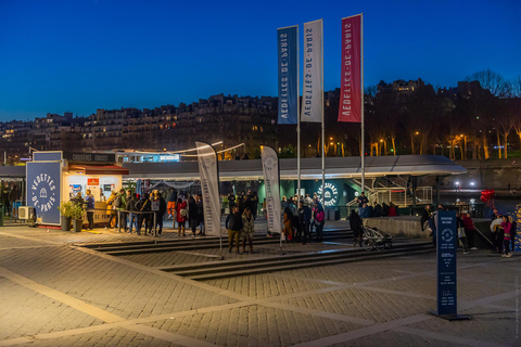 Paris: Seine River Cruise with Champagne and Music