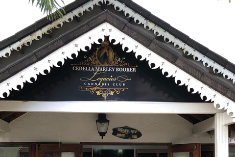 鲍勃·马利九英里之旅（从蒙特哥贝和法尔茅斯出发）鲍勃·马利9英里之旅（从蒙特哥贝和法尔茅斯出发）