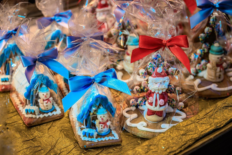 Zurich Christmas Market & Old Town Food Experience