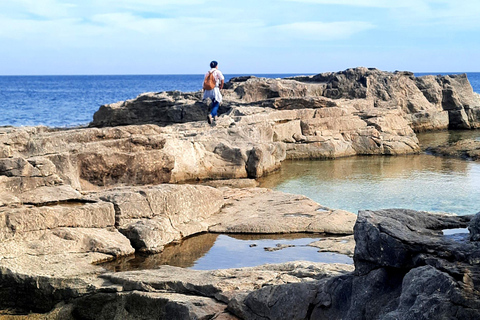 Gozo Unveiled: Guided Hiking Tour at the East of the Island Window