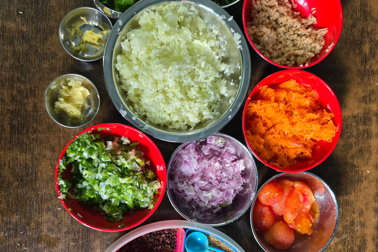 Pokhara: Authentic Nepali Cooking Class & Market Tour