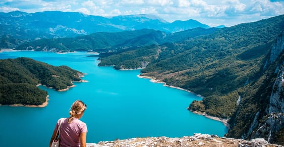 Lago de Bovilla y monte Gamti: tour de senderismo desde Durrës