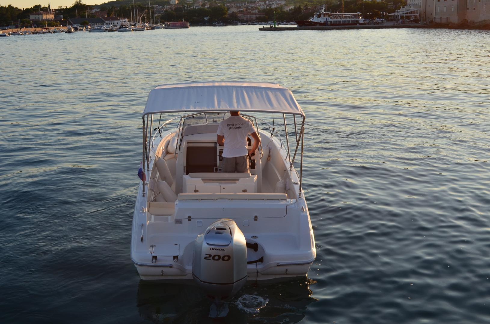 Krk: Mieten Sie ein Boot Atlantic 670 offen 271612 KK