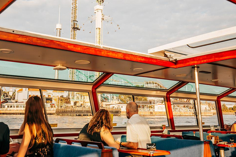 Stockholm: Pizza Buffet Cruise with Scenic Views