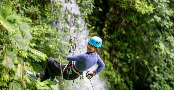 La Fortuna: Rappel, Ziplining, and Horseback Riding Day Trip