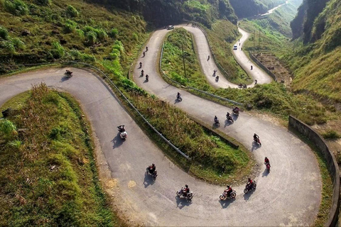 Desde Hanói: Excursión de un día al Valle de Mai Chau con almuerzo y ciclismo