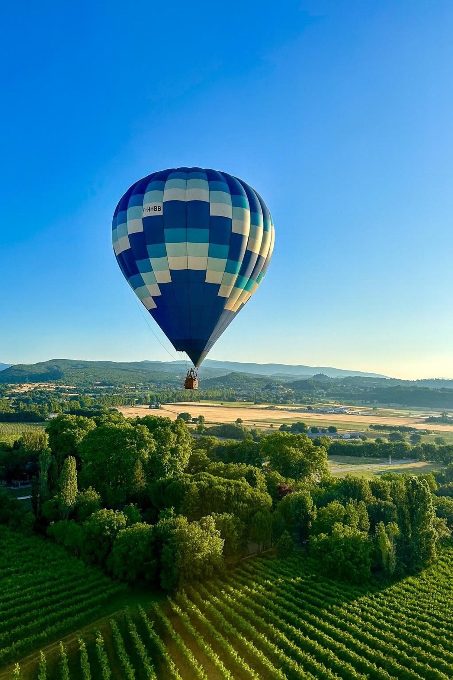 Provence: Heißluftballonfahrt bei Sonnenaufgang über Forcalquier