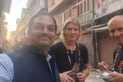 Old Delhi: Street Food Night, Spices, Bazaars & Tuk Tuk Ride Street Food Night, Spices, Bazaars with Pick-up & Drop-off