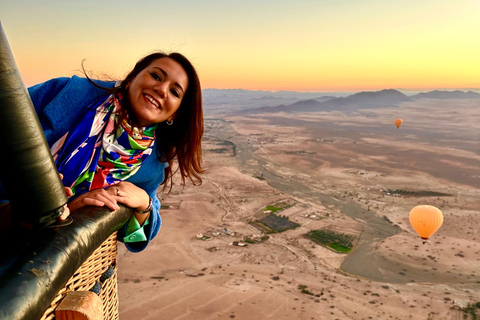 Marrakech: Volo in mongolfiera, colazione berbera e giro in cammello