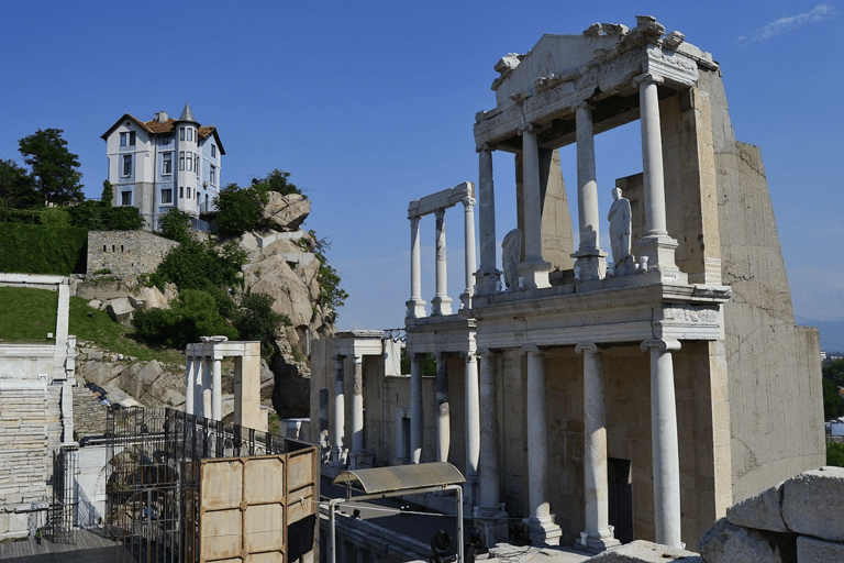 Sofia: Plovdiv Day Trip by Train with Lunch