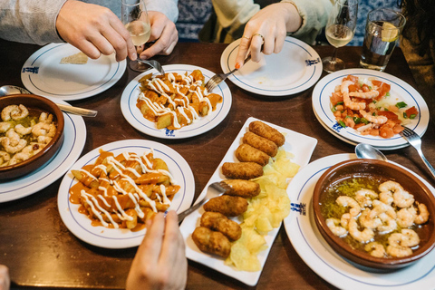 إشبيلية: جولة التاباس المسائية في حي ترياناإشبيلية: جولة مسائية لتناول المقبلات في حي تريانا