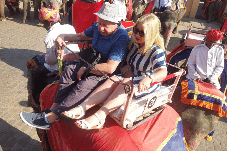 From Delhi : Jaipur Day Tour by Car with Hotel Pickup & Drop