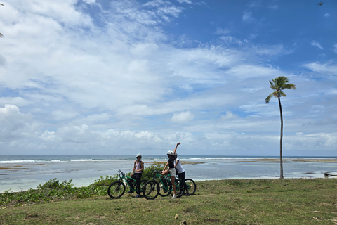 Guadeloupe: Découvrir Sainte-Anne et ses incontournables en vélo électrique