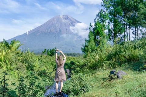 Mount Semeru Jeep Lava Tour from Surabaya/Malang/Pronojiwo Mount Semeru Jeep Lava Tour from Malang
