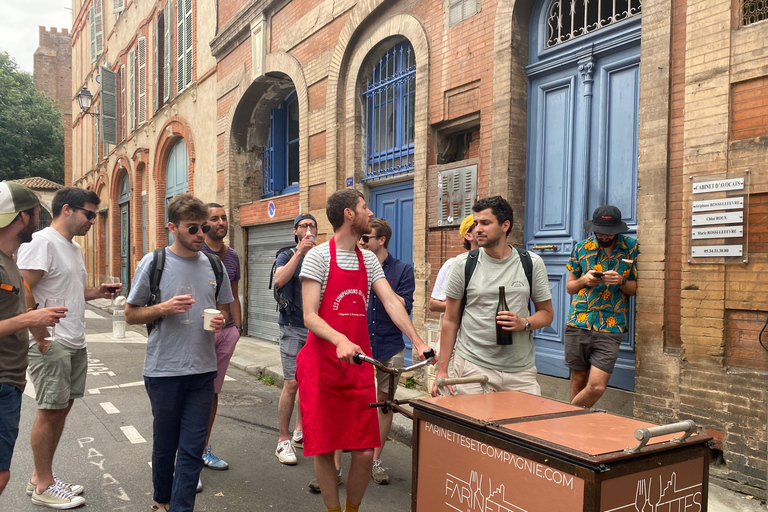 Cheese food-tour through the city center of Toulouse private walk tour