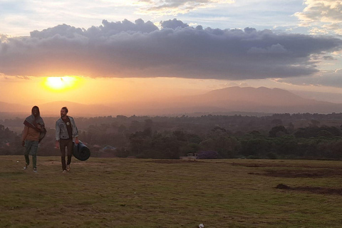 Arusha: Panoramic Sunset View with Food OptionsPanoramic Sunset View with Hot Picnic Style Meal