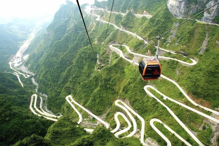 From Chongqing: 2-Day Zhangjiajie Tour with Train Ticket