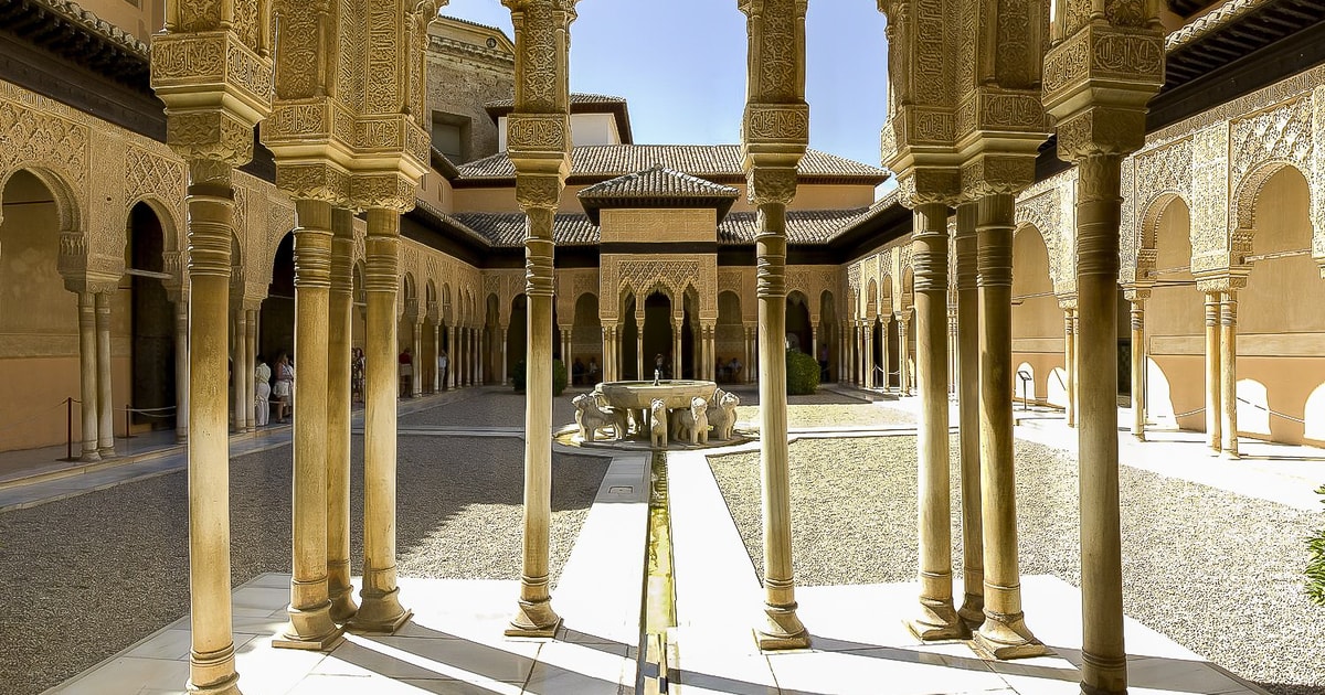 Alhambra: Tour With Nasrid Palaces - Non-Refundable | GetYourGuide