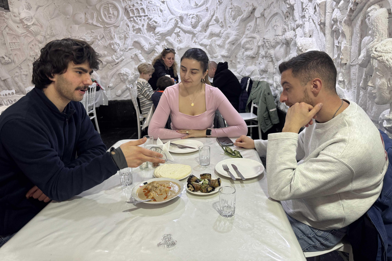 Tbilisi: Khinkali Kitchens Food Tour with 12+ Tastings