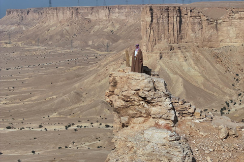 Von Riyadh aus: Abenteuer am Rande der Welt und Darb Al-Manjoor