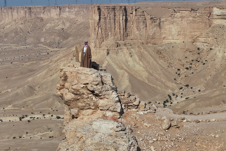 Desde Riad: Aventura en el confín del mundo y Darb Al-Manjoor