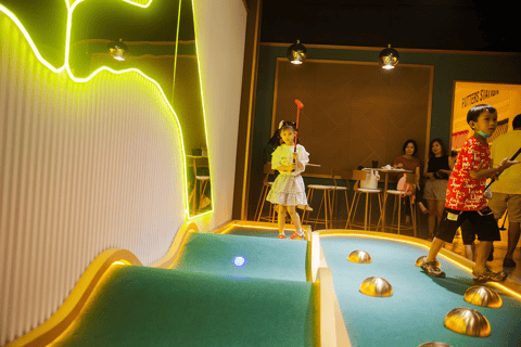 Penang : DE'8000 Mini Golf Café TicketBillet malaisien